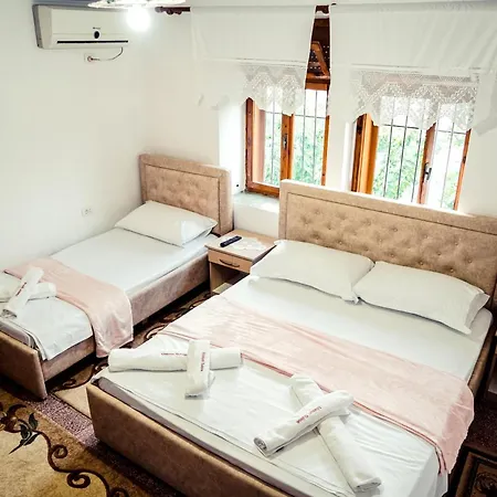 Arber Casa de hóspedes Gjirokastër